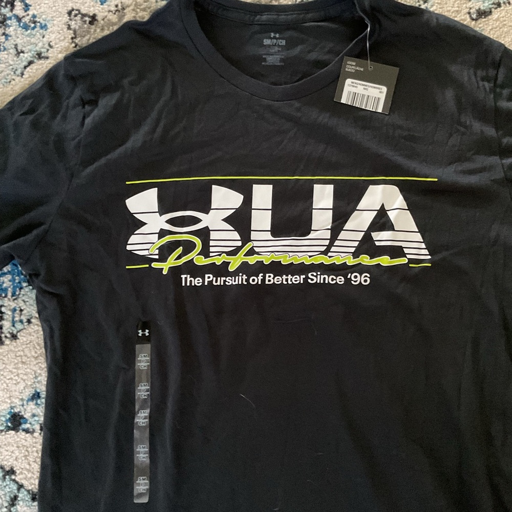 NWT Under Armour Men's Black T Shirt